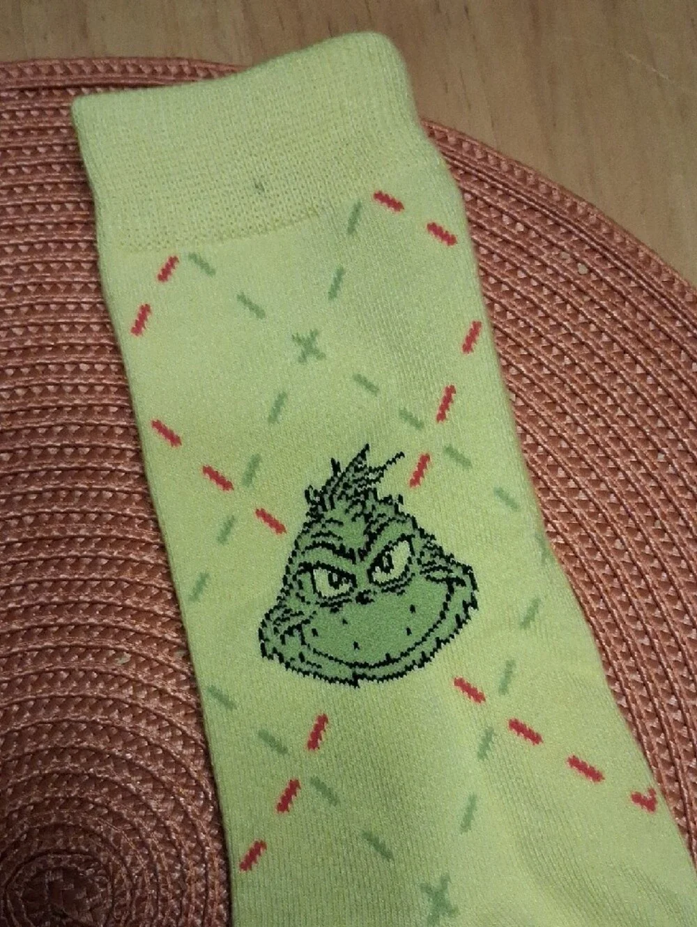 McDonald's Collectable Grinch-Themed Yellow Crew Socks OS
